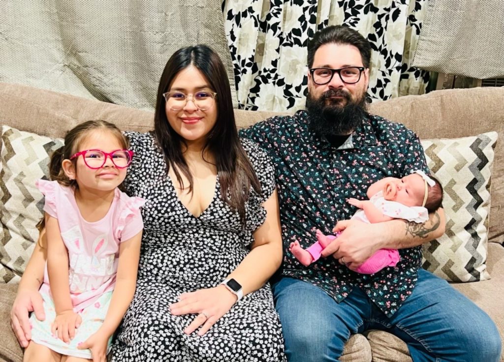 Jesse Jaramillo family uei-college-graduate