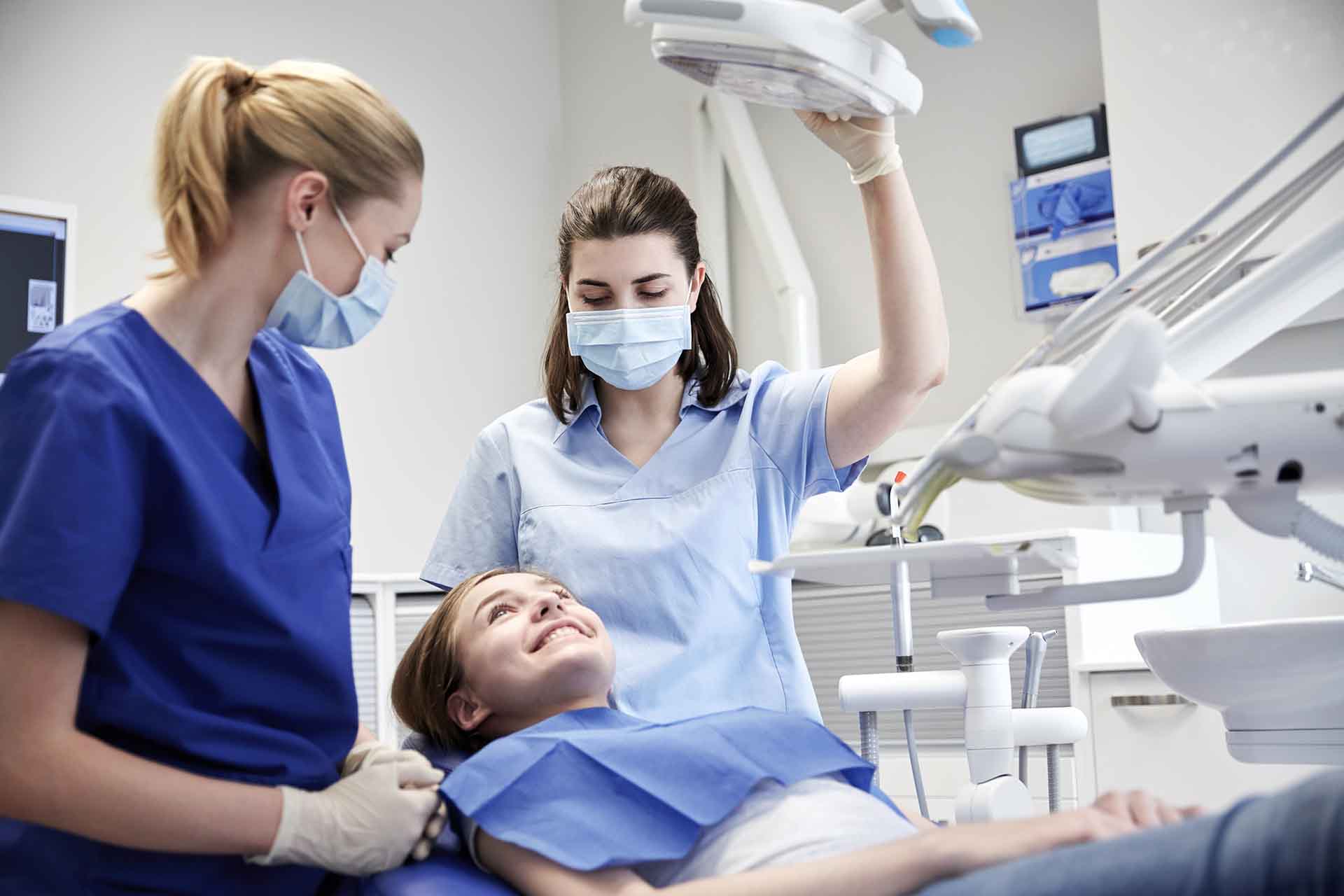 female-dental-assistant