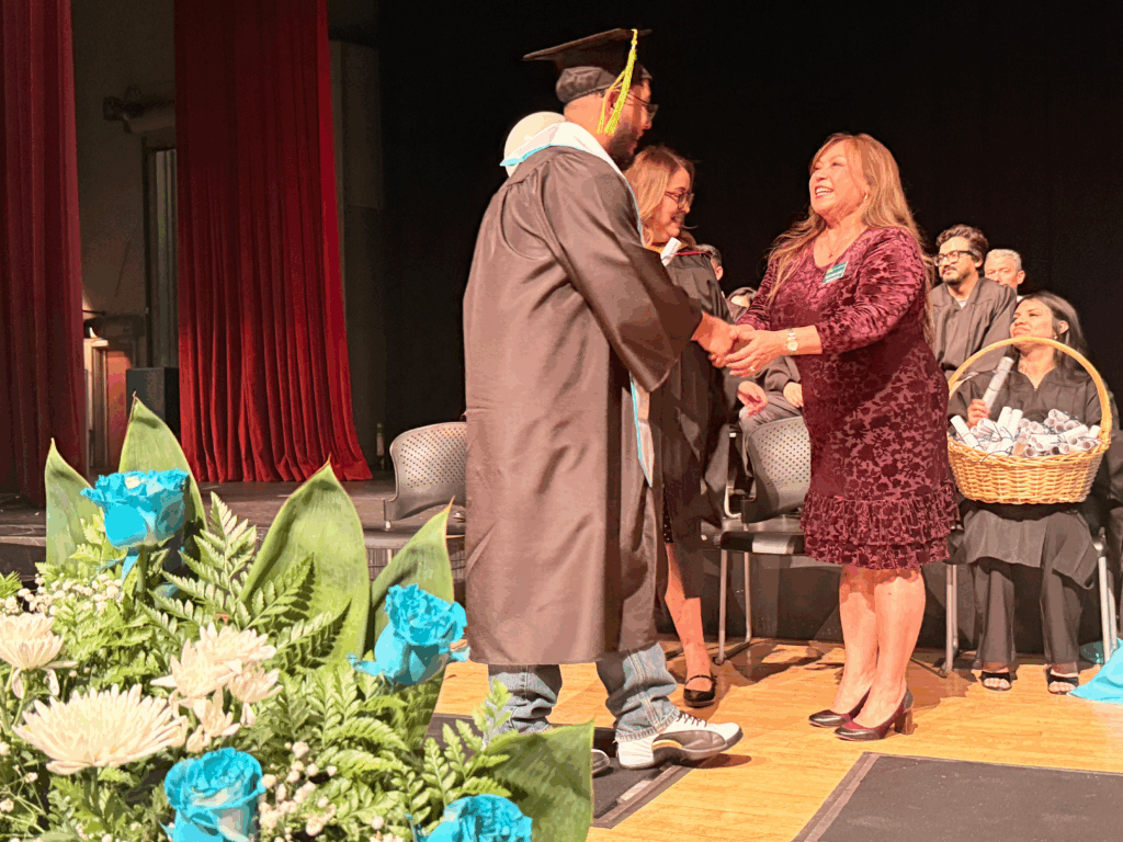 Councilmember Rosario Diaz delivered an inspiring keynote at West Covina’s graduation, celebrating the Class of 2025 with heartfelt remarks