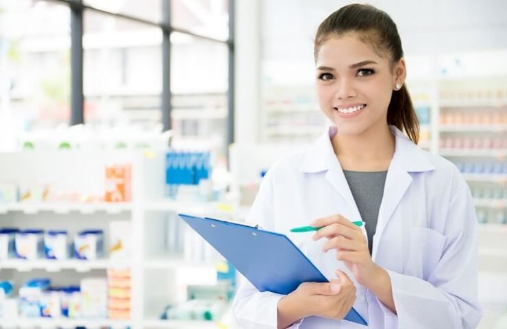 female pharmacy technician