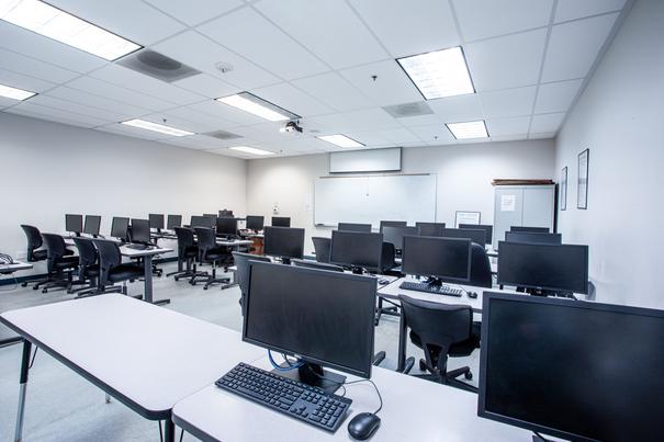 Business Office Administration Lab 1 at UEI Bakersfield Trade School Campus - UEI College