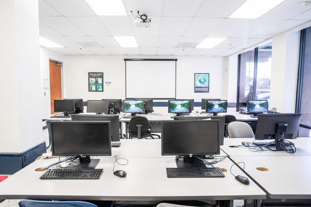 Business Office Administration Lab 1 at UEI Huntington Park Trade School Campus - UEI College