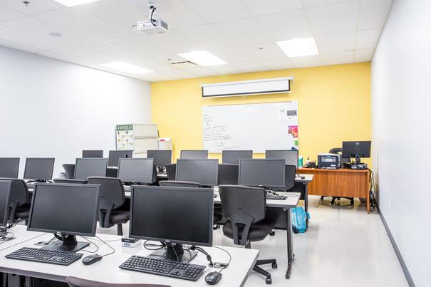 Business Office Administration Lab 2 at UEI Oceanside Trade School Campus - UEI College